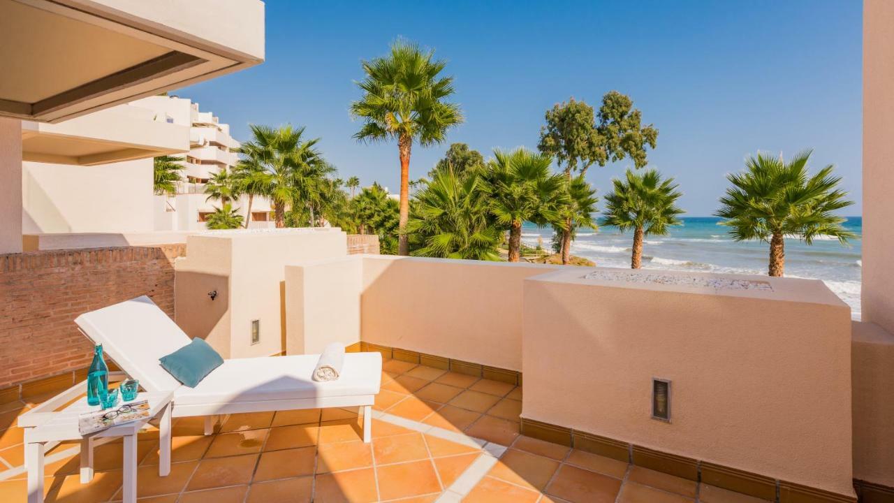 Bahia De La Plata Luxury Apartments Estepona Bagian luar foto